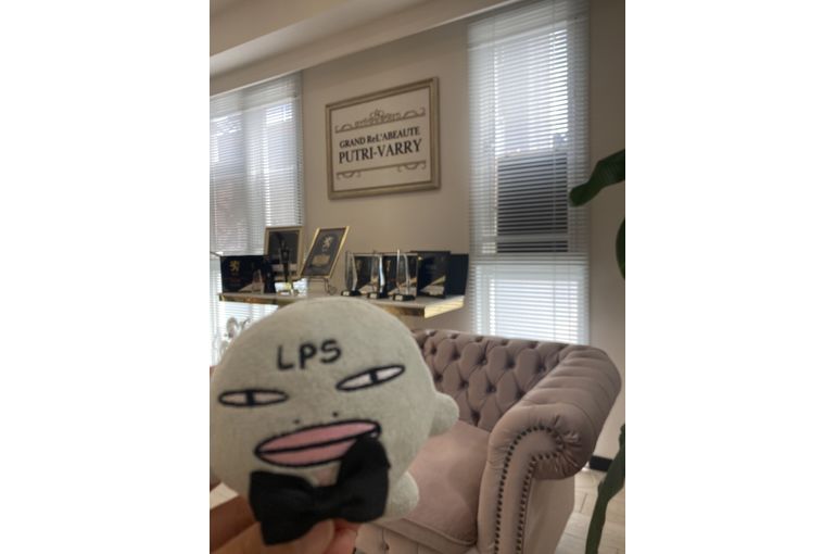 リアボーテ　化粧品